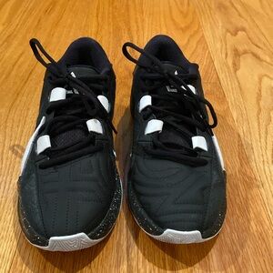 Nike Giannis Zoom Freak 5 “Working Man” black and white colors Men’s 7 w/Box